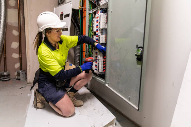 Best Affordable Emergency Electrician  in Eagle, WI